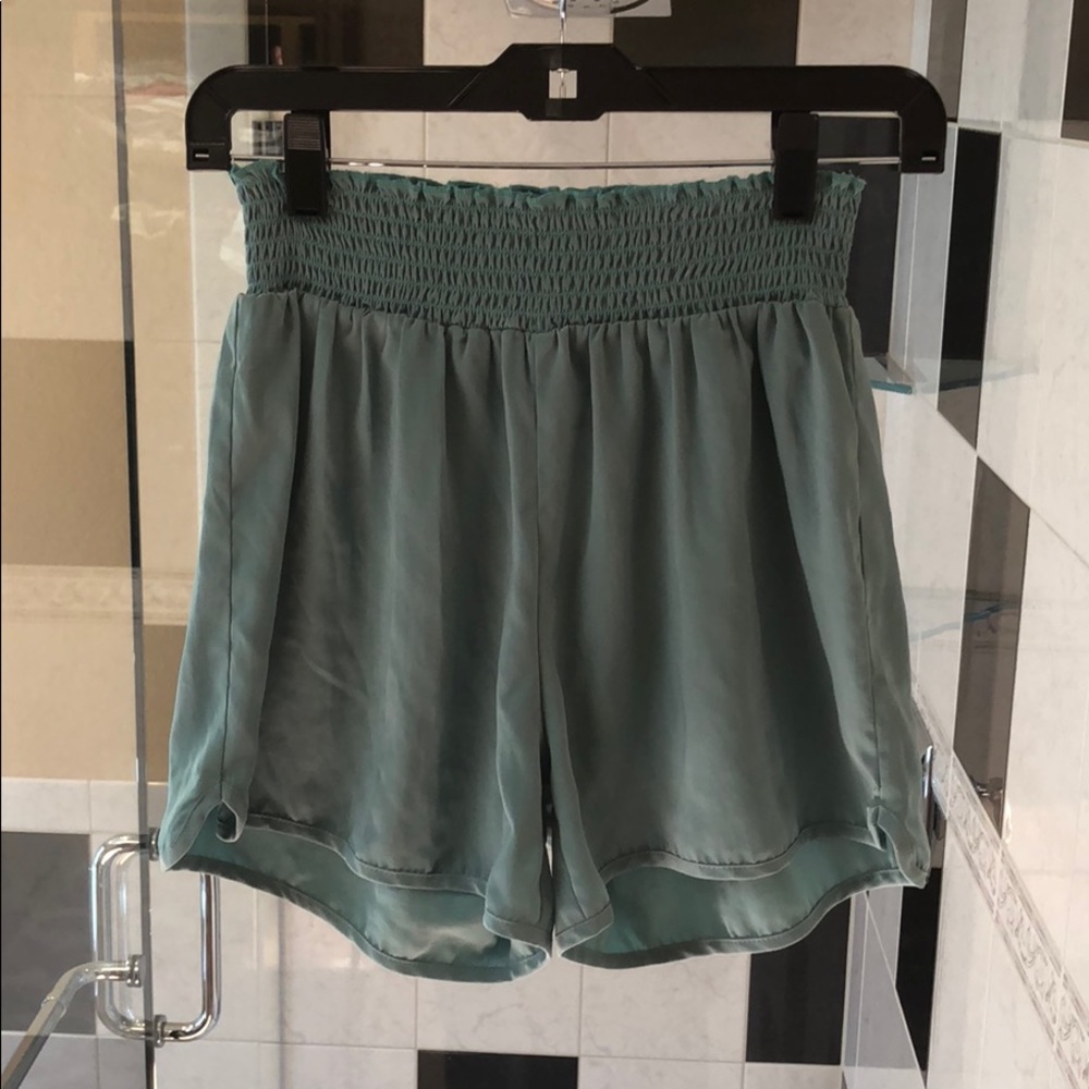 Small Avocado/Moss Silky Shorts